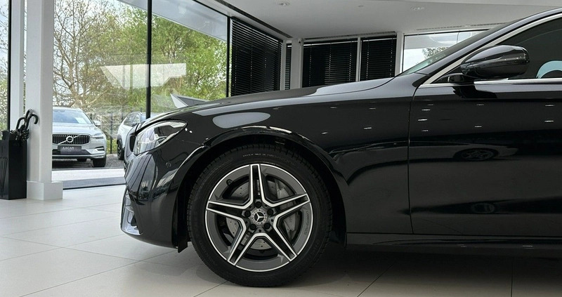 Mercedes-Benz Klasa E cena 196900 przebieg: 60024, rok produkcji 2021 z Kórnik małe 781
